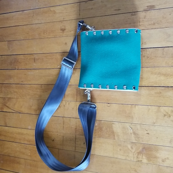 SOL Designs Handbag - Picture 3 of 5